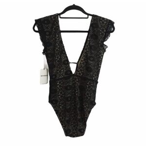 Beth Richards Deep V lace One-Piece Bodysuit - large